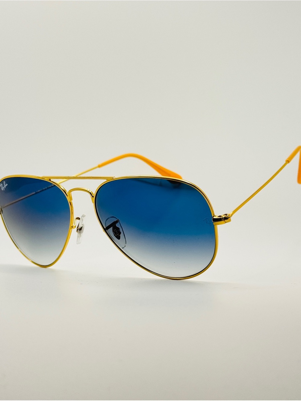 Ray-Ban RB3025 AVIATOR